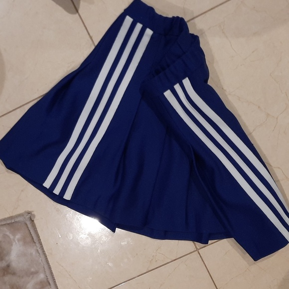 🎃 SEXY PROFESSIONAL MAPLE LEAFS BLUE WHITE CHEERLEADING COSTUME VARSITY UNIFORM - Picture 4 of 9